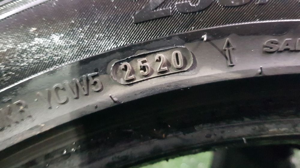 Anvelope 4x235 45 18 kumho iarnă dot 20 mm 6