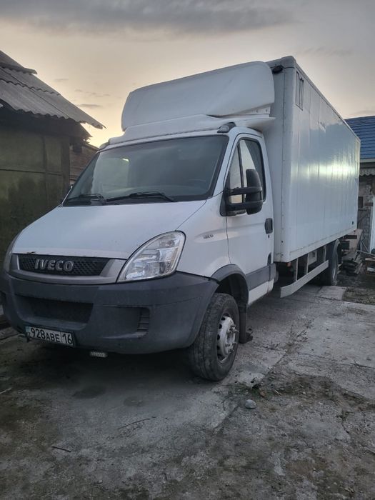 IVECO daily грузовик