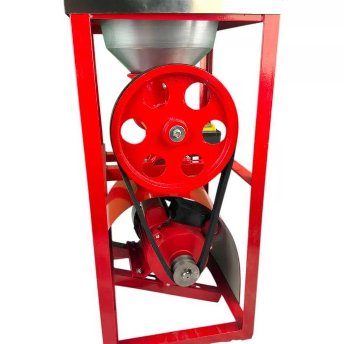 Masina Tocat Carne cu motor electric 1,3 kw ,Palnie pentru carnati