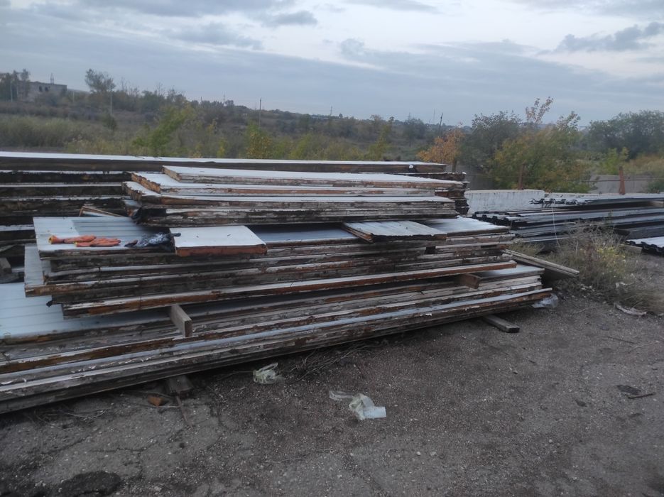 Сендвич панели 5 и 10 стеновые по 2500 за погонный метр