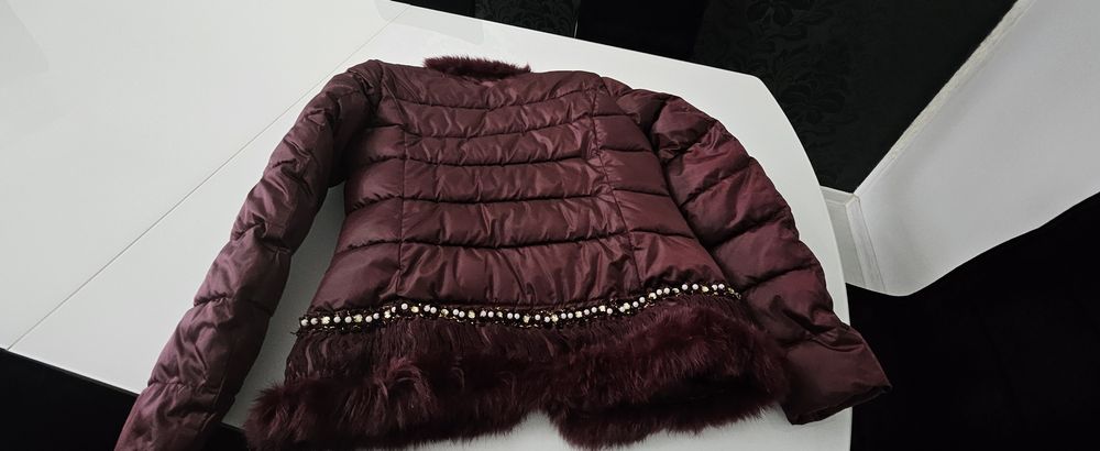 Яке с естествен пух декорации