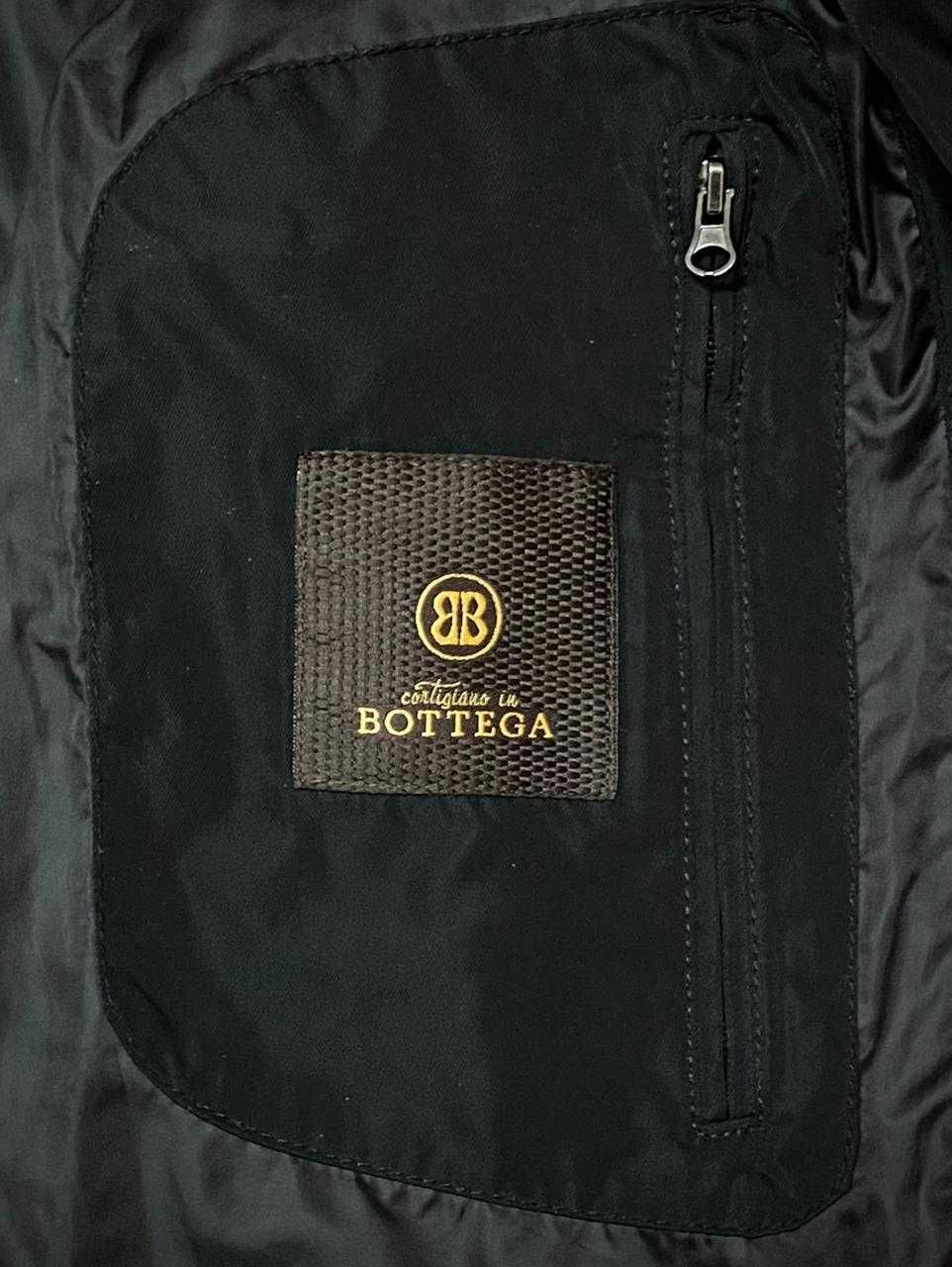 Фирменная куртка на весну от "Bottega" Italy ХL на 50-52 размер.