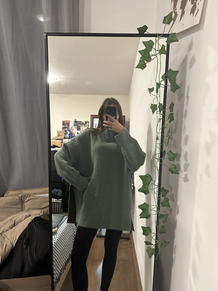 Продавам пуловер h&m