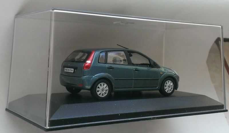 Macheta Ford Fiesta MK5 verde 2002 - Minichamps 1/43