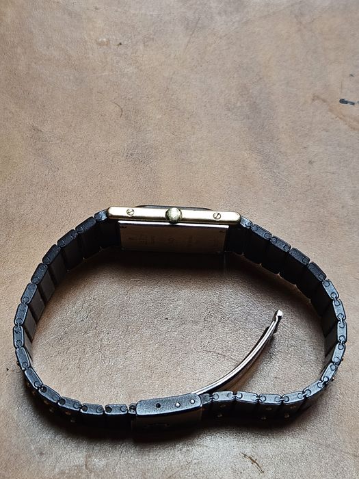 Ръчен часовник LeRy Baume Mercier Tank.