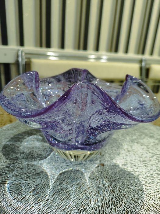 Продам вазу-конфетницу,Ручная работа.Винтаж