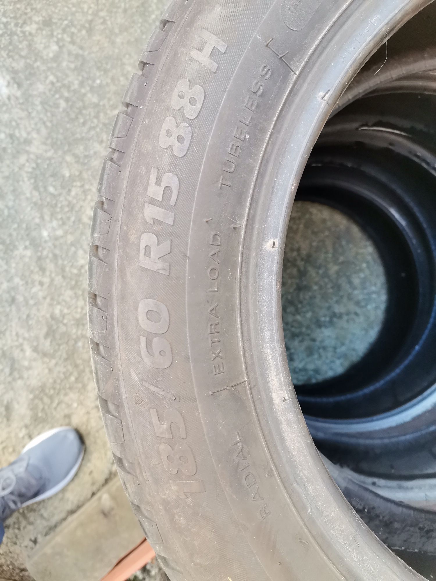 Летни гуми  185/60 R15