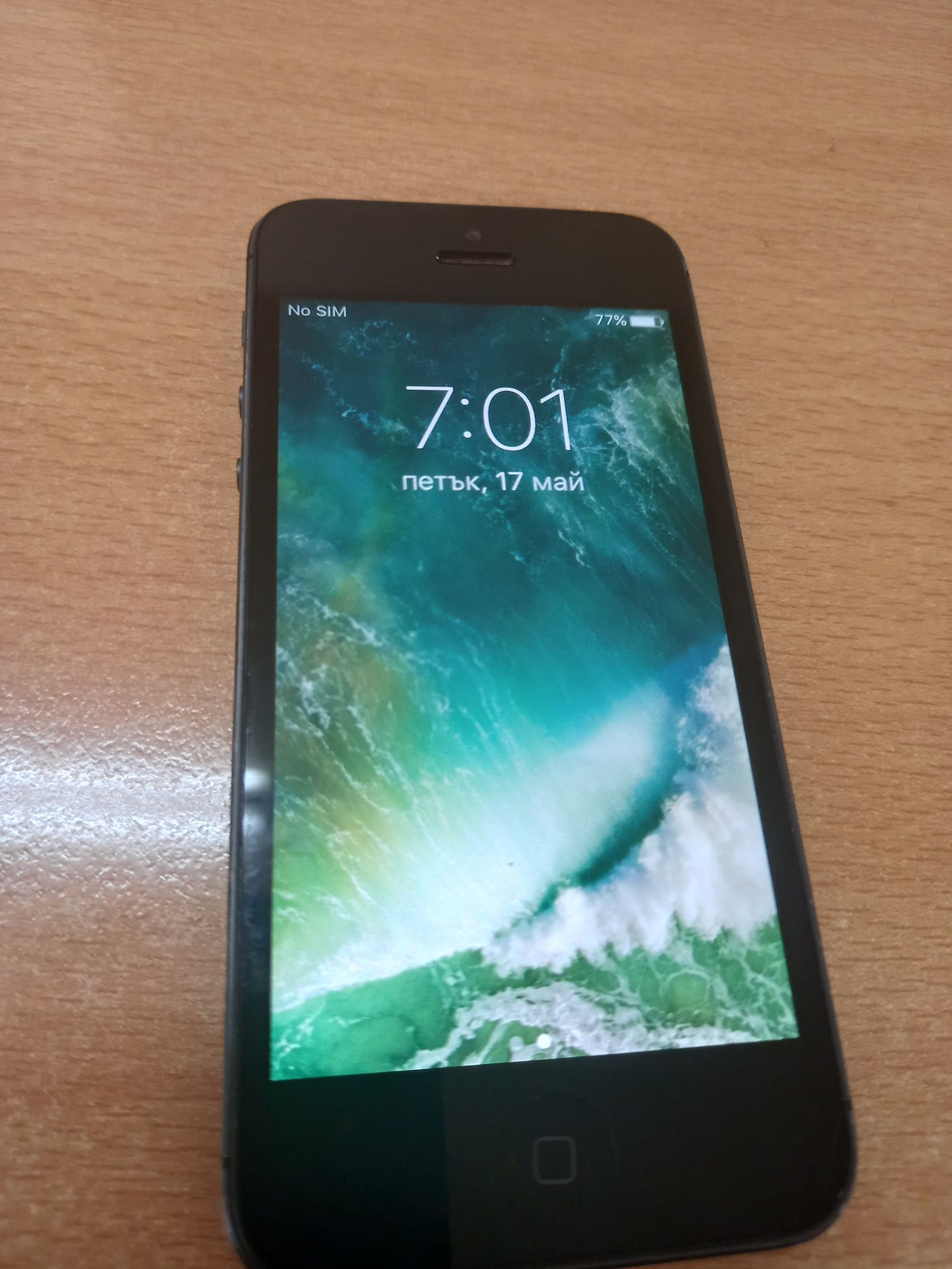 Телефон IPhone 5 64Gb