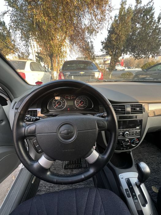 Gentra ideal holatda