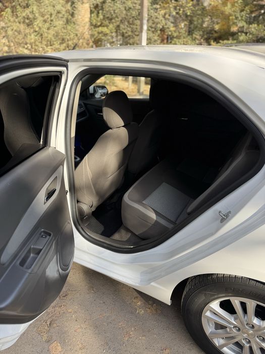 Продам Кобальт 2024года