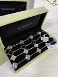 Гривна Van Cleff Arpels