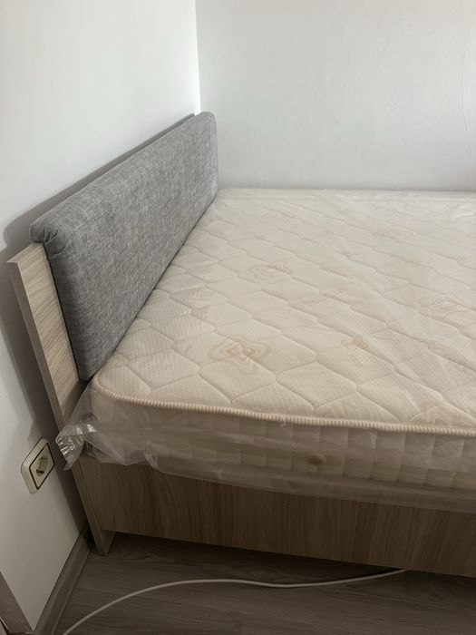 Pat cu tablie tapitata