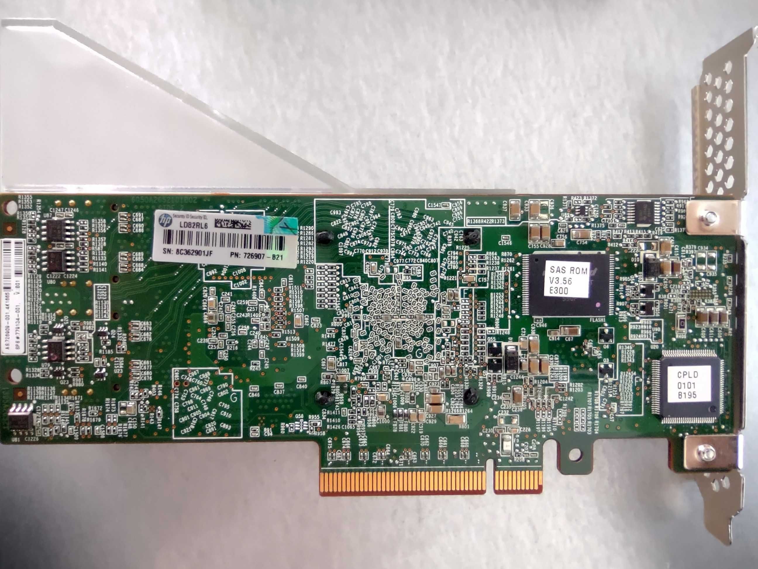 RAID контролер HPE P440 2GB Smart Array 12Gbs 8i канала 726907-B21