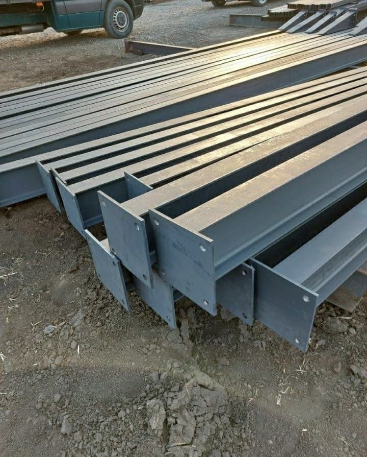 Vând hală metalică 10 m cu 20 m cu 4 m cu montajcu plata la