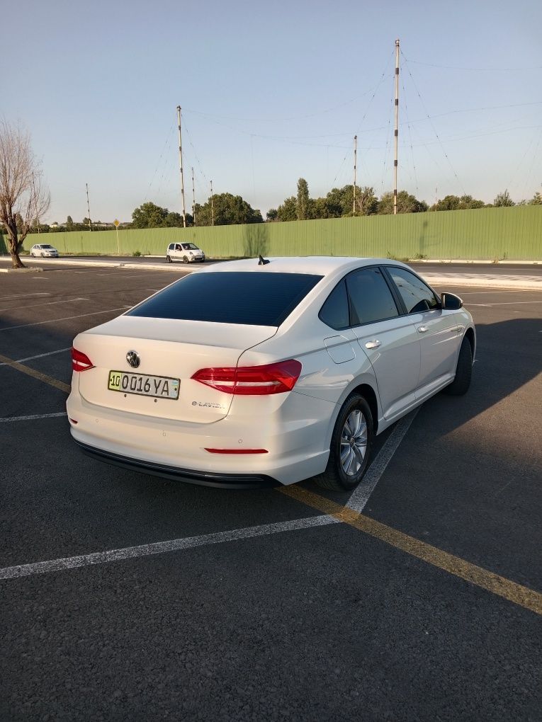 Продаётся Volkswagen e-Lavida 2022 года