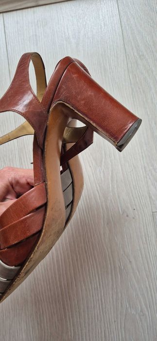 Sandale vintage din piele