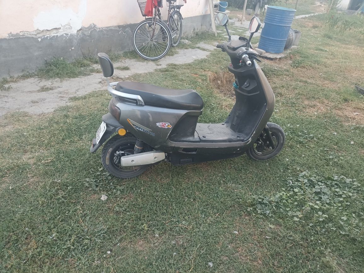 Скутер продаётся