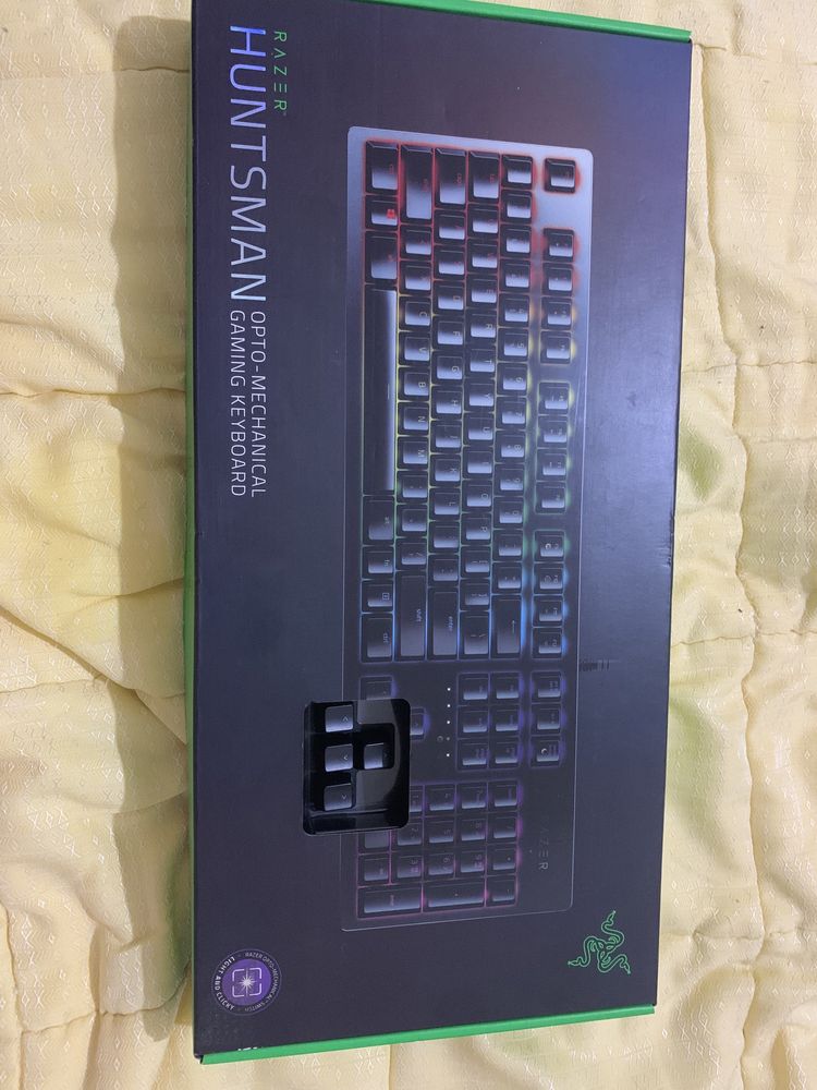 Клавиатура Razer huntsman