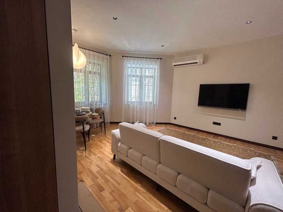 Сдается Шикарная 2х ком Квартира Мирабадский р-н, метро Ойбек 887*