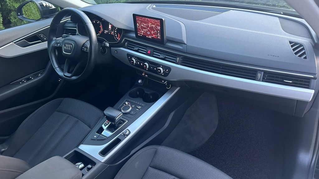 Audi A4 2019 // 2000 tdi 150cp