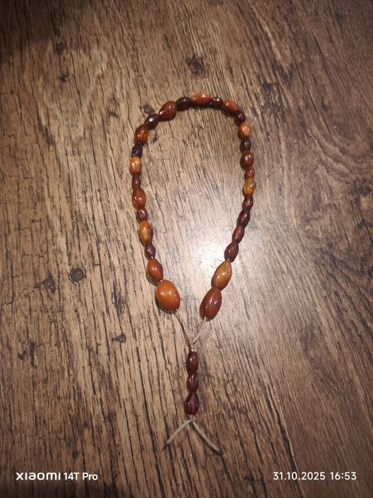 Броеница кехлибар