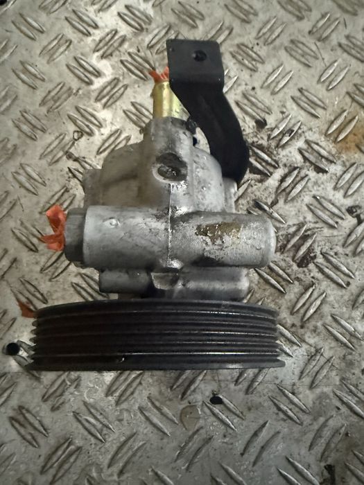 pompa servo volvo s40 an 2001 dezmemrari volvo