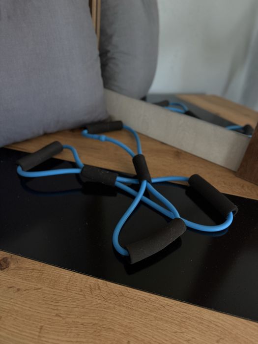 Чисто НОВИ фитнес принадлежности на GymBeam/употр. щанга-20кг