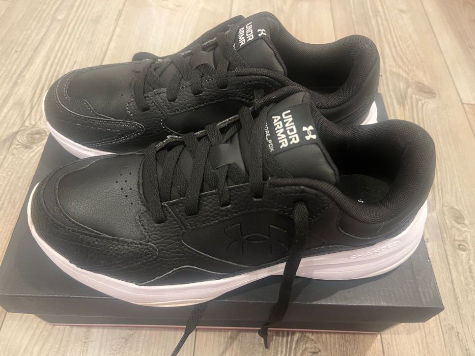 Оригинални мъжки обувки Under Armour – отлично състояние