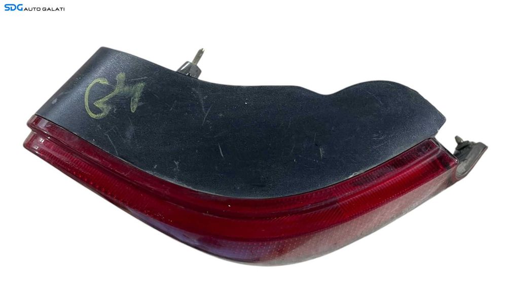 Stop Tripla Lampa Dreapta Volkswagen Golf 4 Hatchback Scurt 1998 - 2005 Cod 1J6945112T [LR0096]
