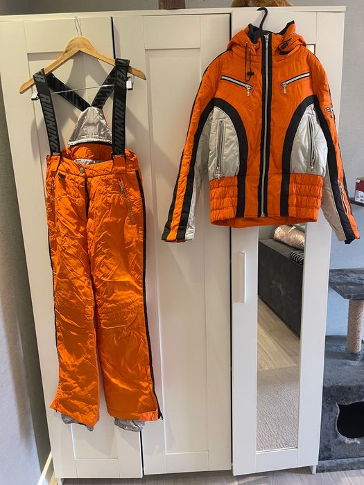 Лыжный костюм, в хорошем состоянии, размер S