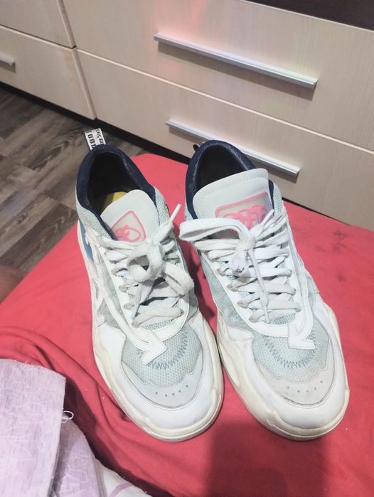 Adidas  pt.toate sezoane