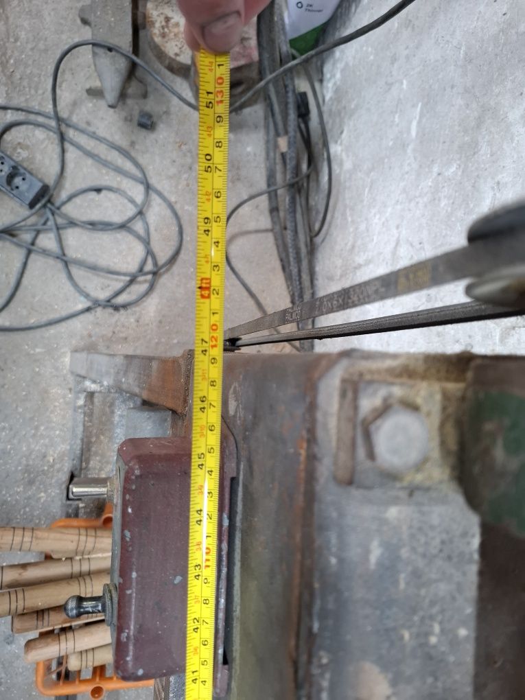 Струг за дърво 220v