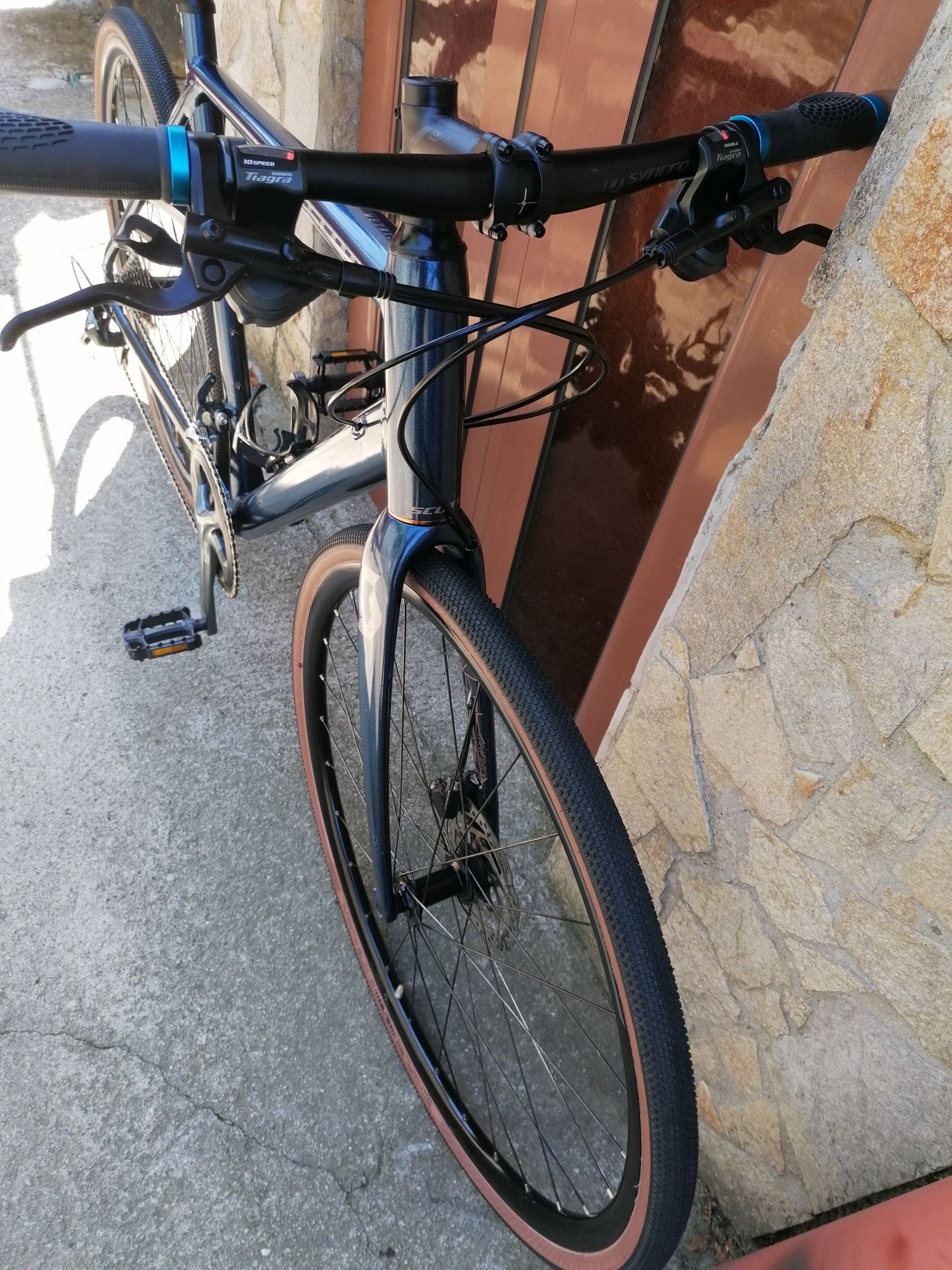SCOTT  Гравел Хибрид 28 цола, Shimano Tiagra, хидравлични спирачки