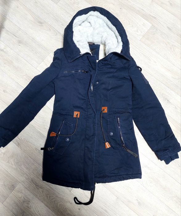 Продам женскую парку