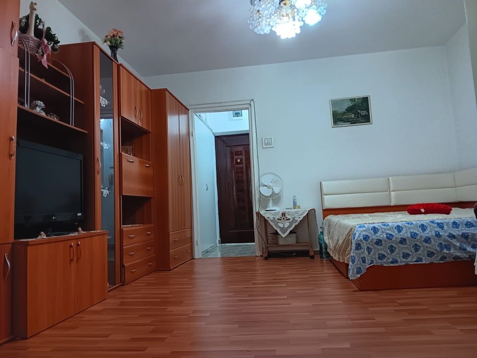 De vânzare garsoniera confort 1 vatra luminoasa