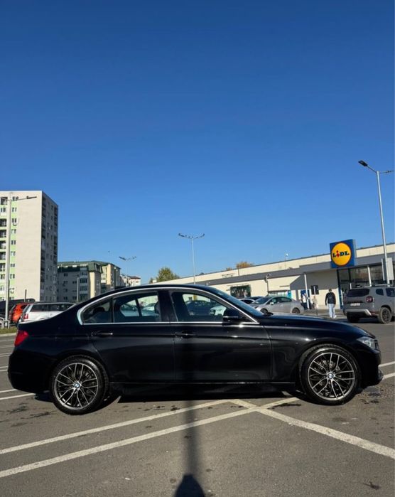 BMW Seria 3 F30 2012 - 207.000KM