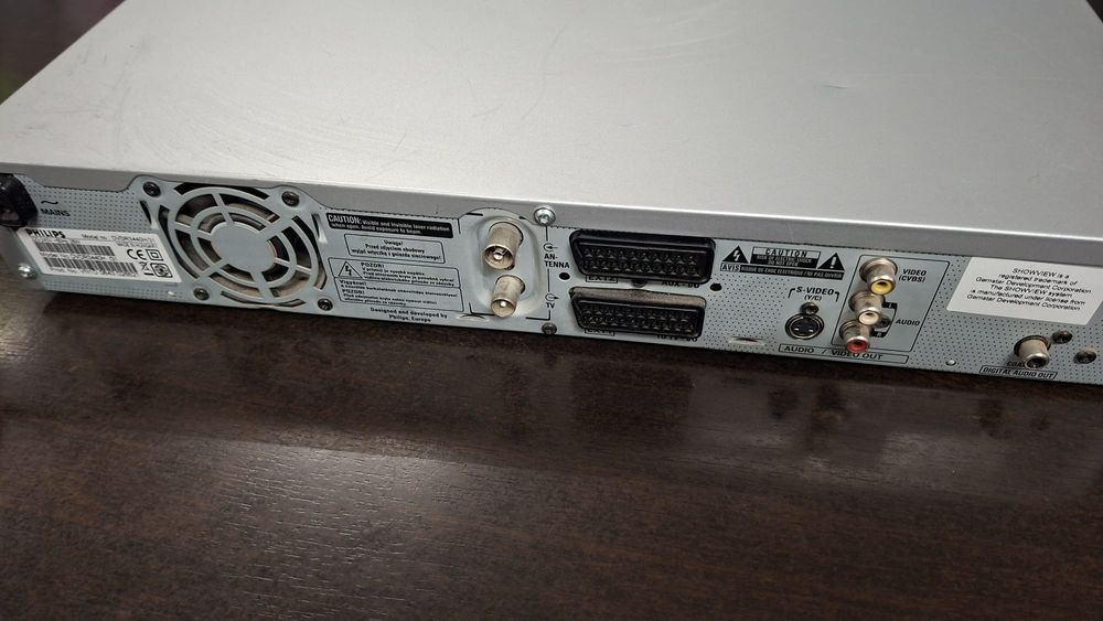 DVDR 3440H cu DVD recorder si HDD in stare perfecta de funcționare cu