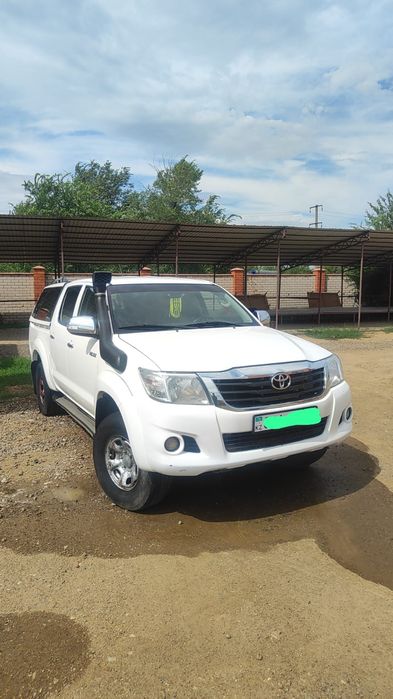 Аренда Toyota Hilux с водителем