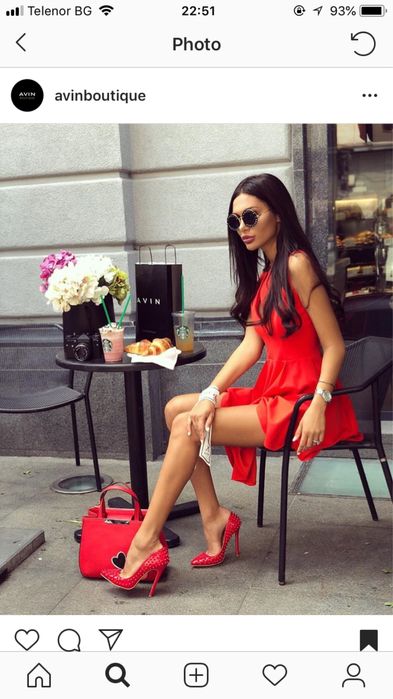 GUESS чанта с апликирани акценти с брокат