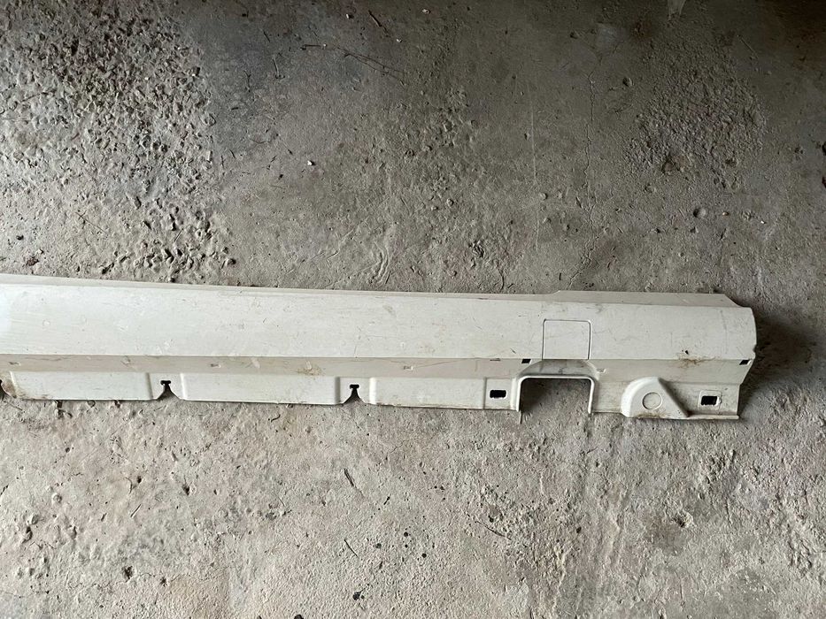 Prag dreapta Mercedes W238 E coupe, stare impecabila, original