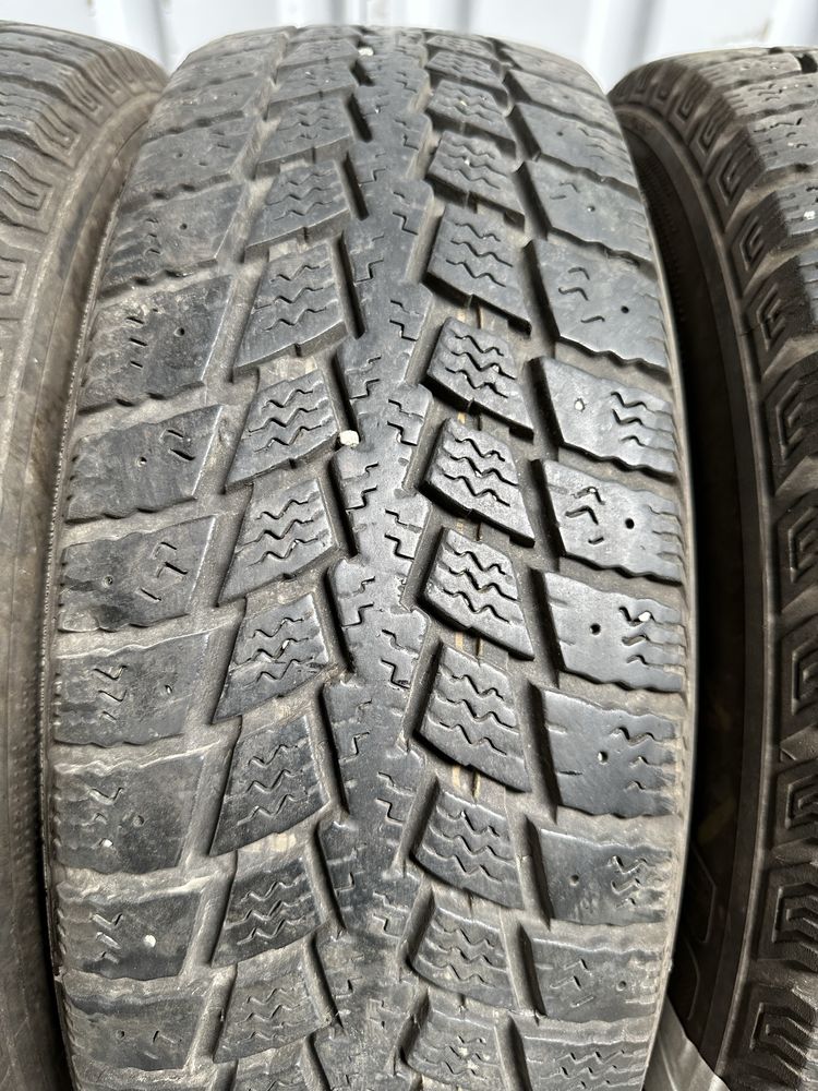 Set anvelope 215/70 R15C KUMHO M+S