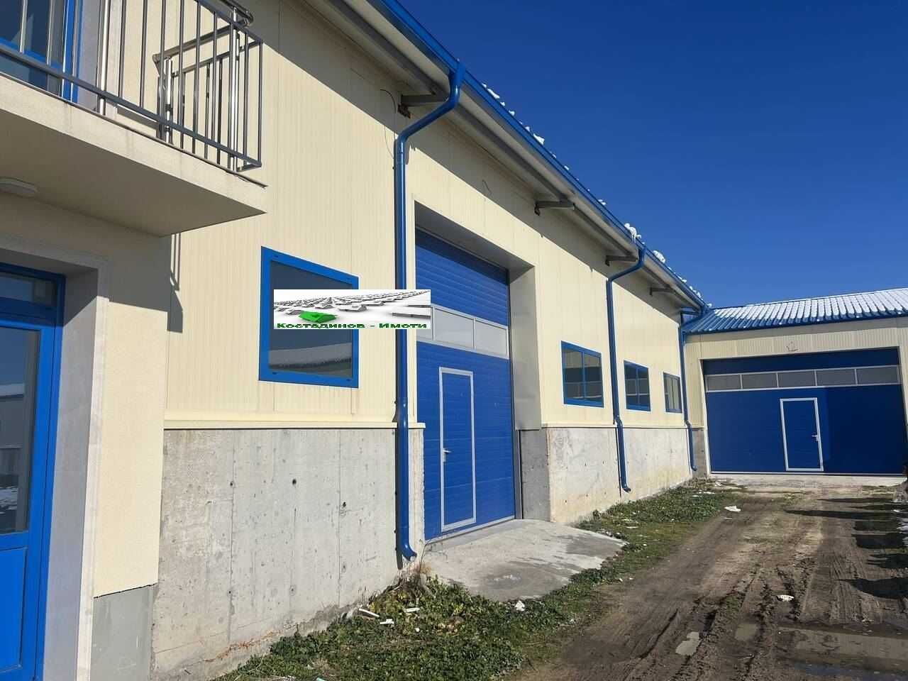 Дава се под наем Склад в с. Труд, Област Пловдив - 1100 кв.м за 4400 € - Снимка #1