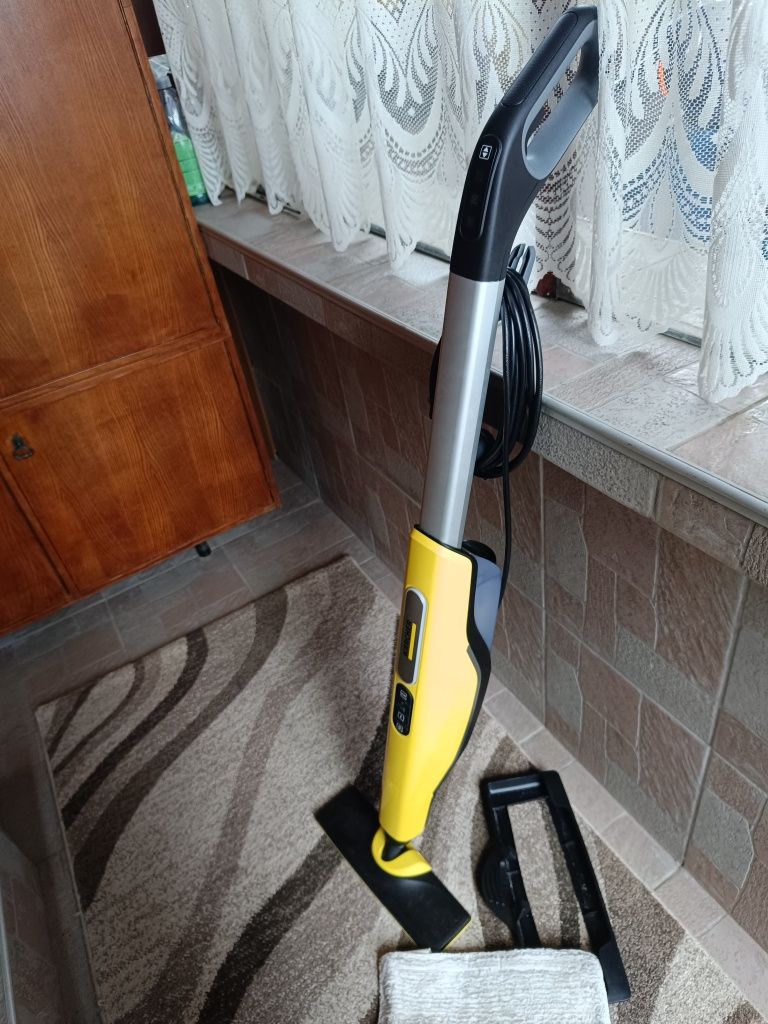 Парочистачка KARCHER SC3 upright easyfix 1600w