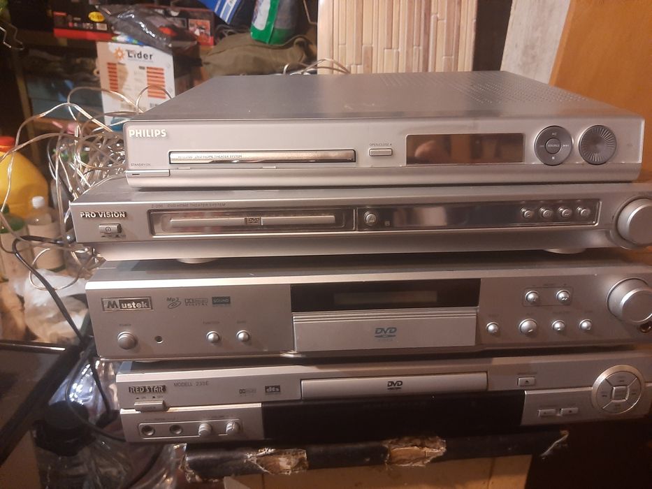 Vând dvd și receiver