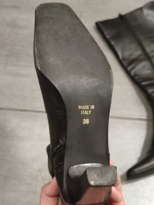 Италиански Кожени Ботуши 38 / Боти / Обувки