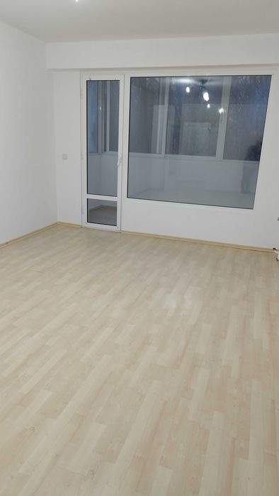 Двустаен уширен пригоден на тристаен апартамент 74кв.м. Трендафил 2