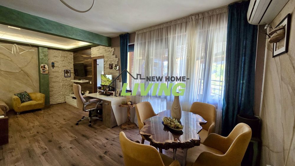 Продава се Тристаен апартамент в Пловдив, Център - 115 кв.м за 1870 €/кв.м - Снимка #2