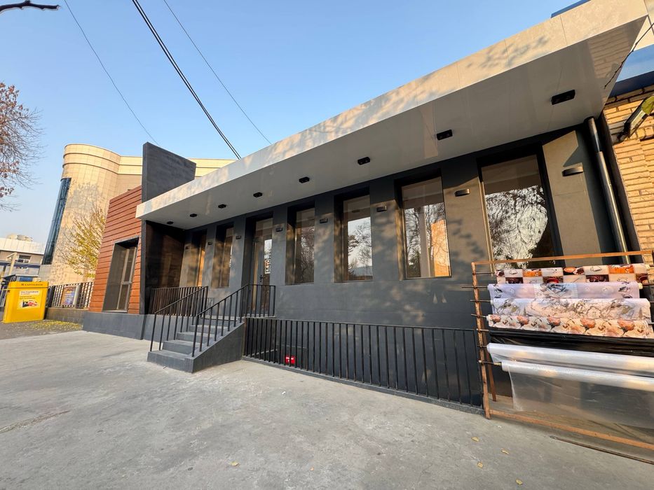 Лабзак | Шайхантахур - Сдается в аренду помещение вдоль дороги 237м2