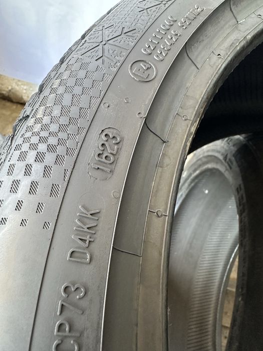255/40/20 2 броя Continental dot23