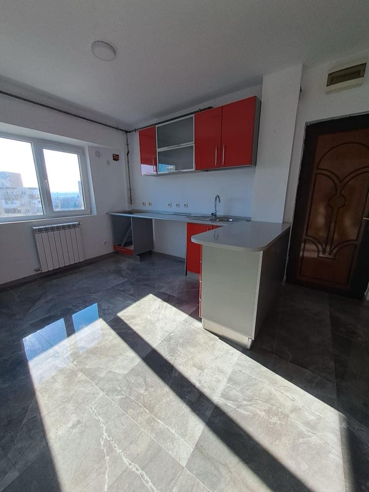 Apartament de vanzare renovat strada vasile alexandri